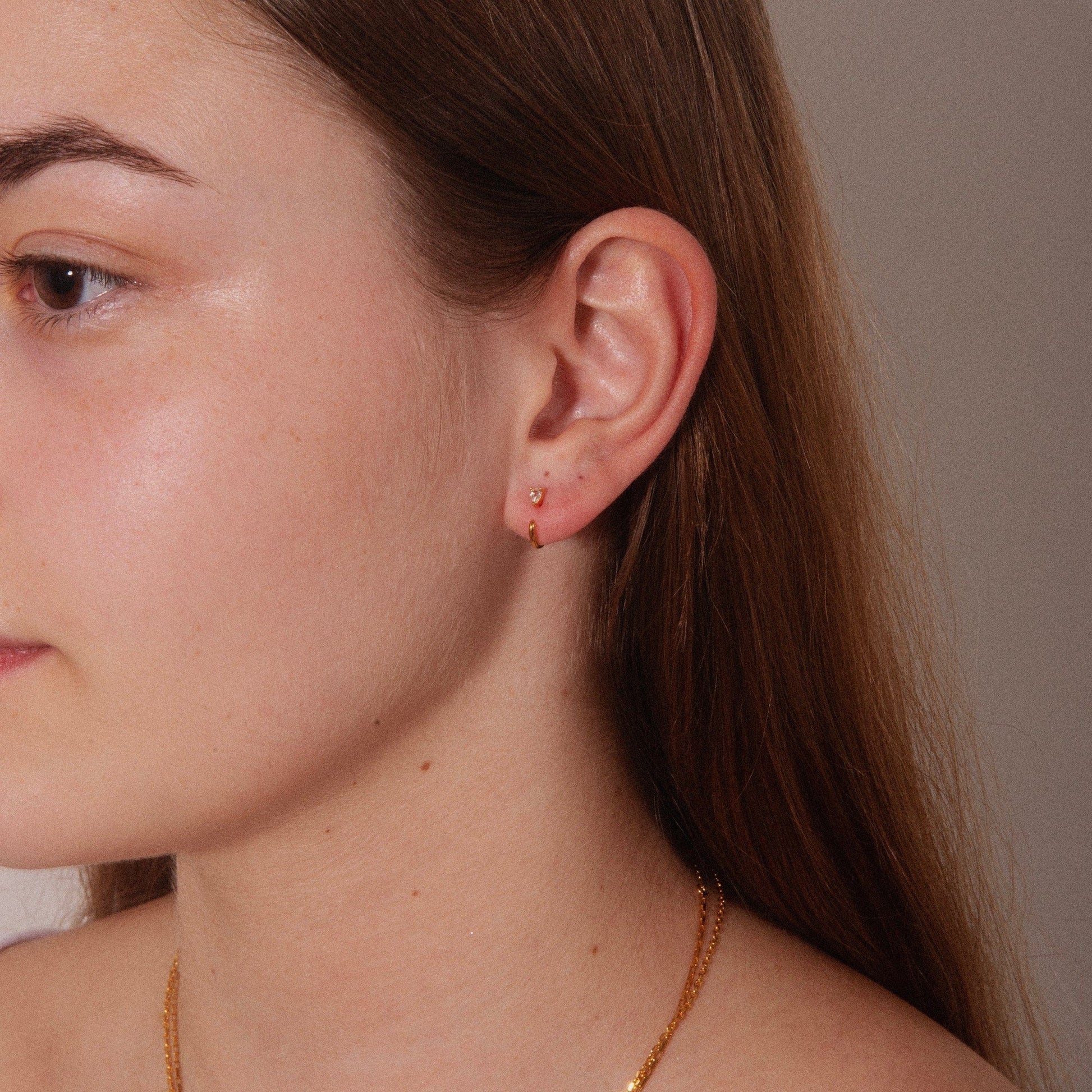 Stay Close Teardrop Hoops