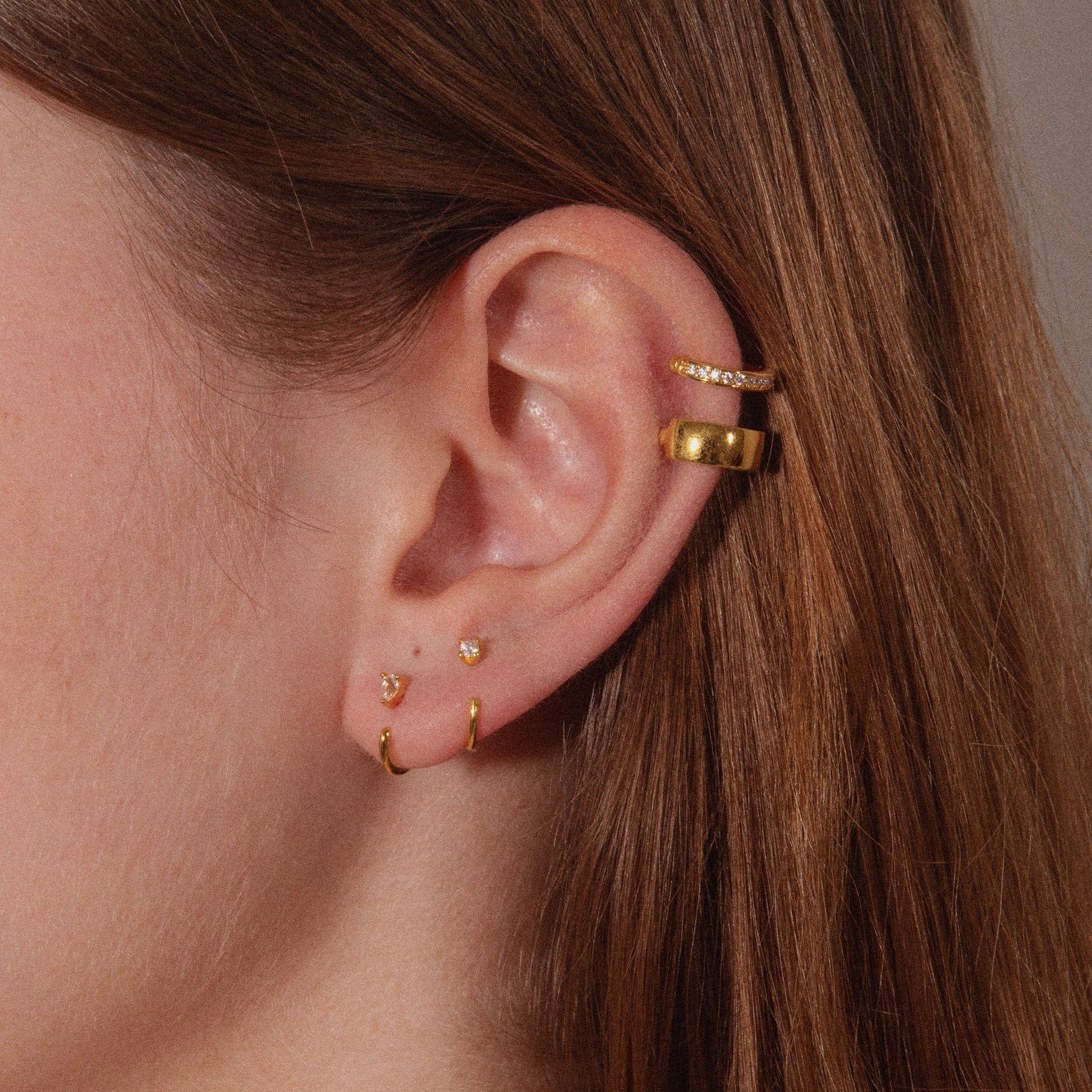 Stay Close Teardrop Hoops