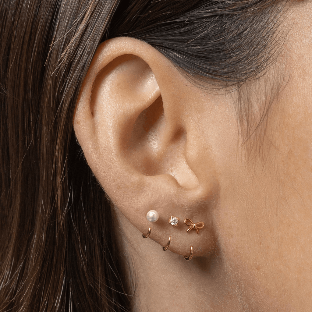 Stay Close Bow Hoops Set